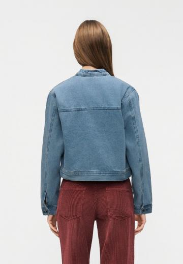 Джинсовая куртка