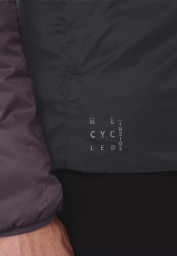 Спортивная куртка