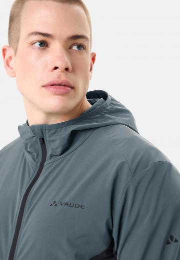 Спортивная куртка