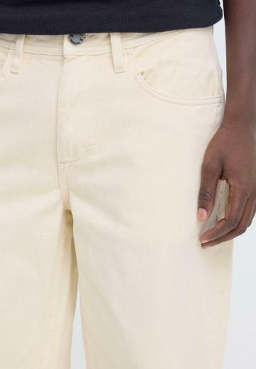 Свободные джинсы