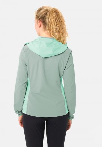 Спортивная куртка