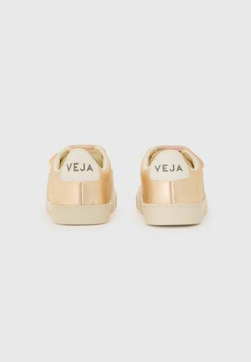 Детская обувь