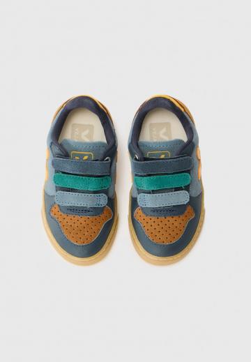 Детская обувь