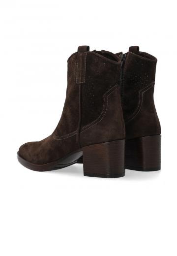 Ковбойские сапожки