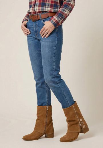 Полусапожки на высоком каблуке