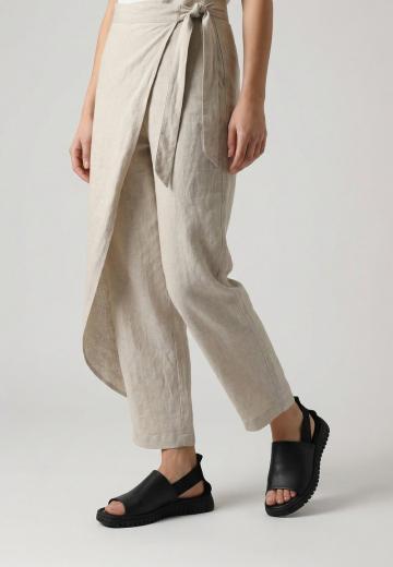 Босоножки на танкетке