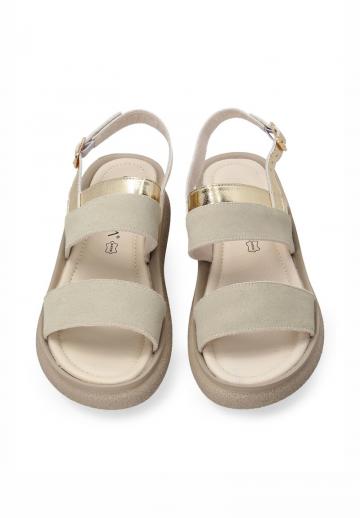 Босоножки на танкетке