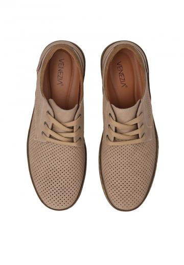 Ботинки на шнуровке