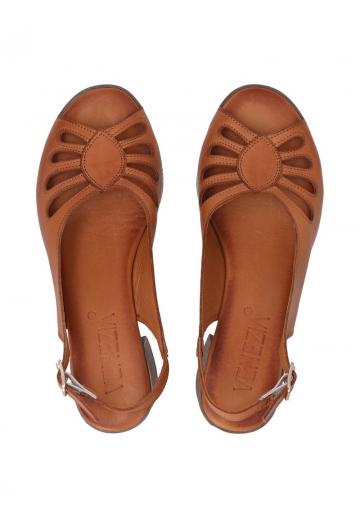 Туфли с открытым носом