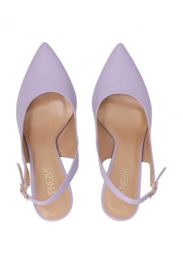 Туфли на высоком каблуке