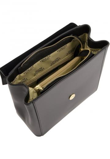 Кожаный рюкзак