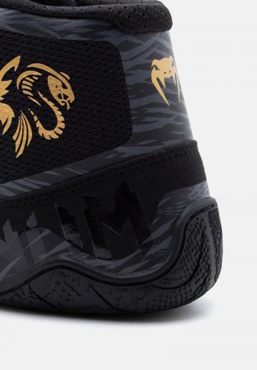 Тренировочные кроссовки