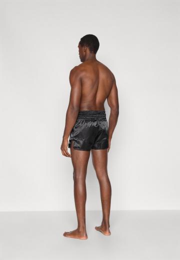 Спортивныве шорты