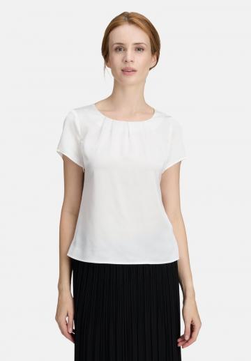 Атласная блузка