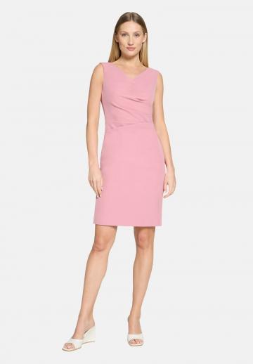 Платье футляр