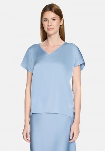 Атласная блузка