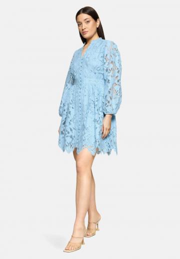 Короткое платье