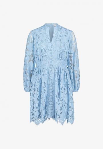 Короткое платье