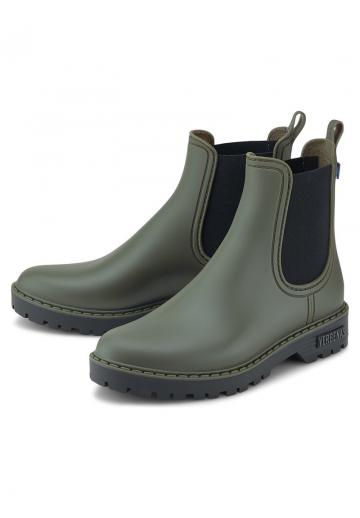 Резиновые сапоги