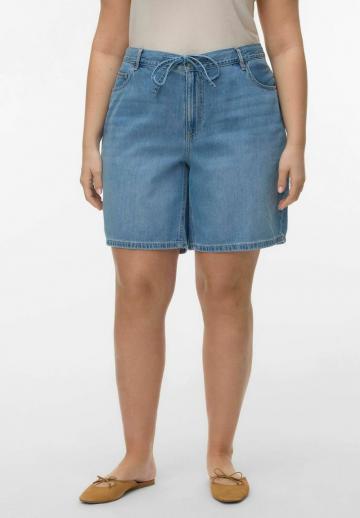 Джинсовые шорты