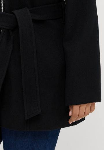 Короткое пальто