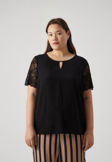 Кружевная блузка