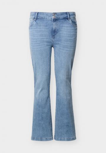 Клешеные джинсы