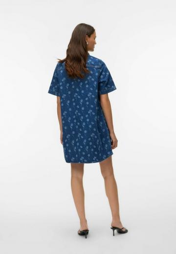 Короткое платье