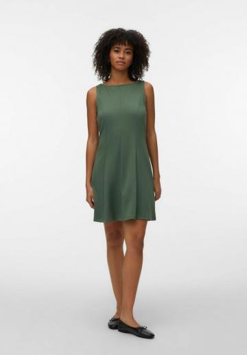 Короткое платье