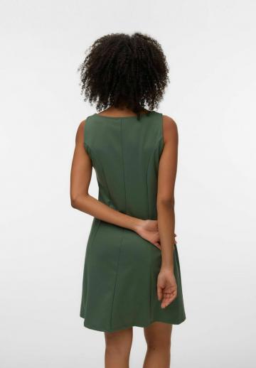 Короткое платье