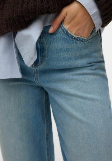 Джинсы