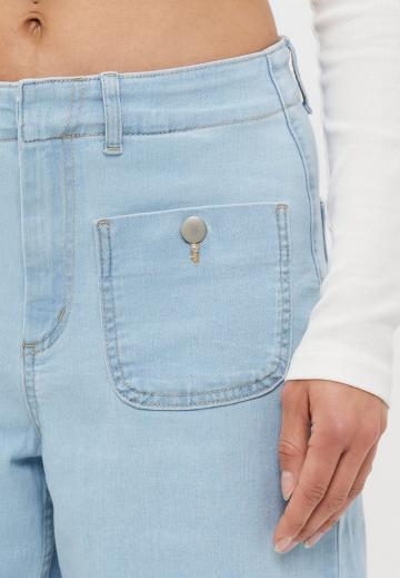 Свободные джинсы