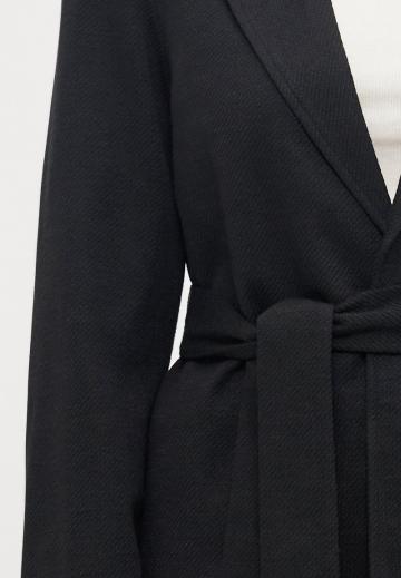 Шерстяное пальто