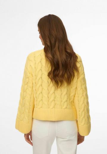 Вязаная кофта