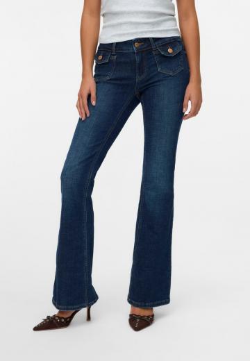 Клешеные джинсы