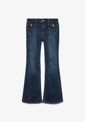 Клешеные джинсы