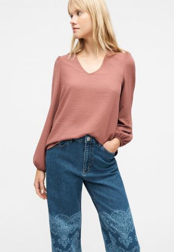 Прямые джинсы