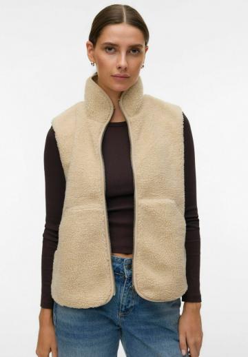 Пуховой жилет