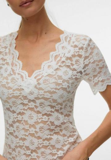 Кружевная блузка