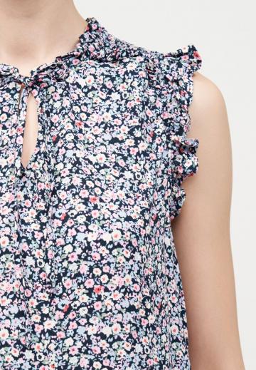 Блузка без рукавов