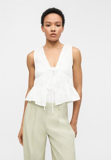 Блузка без рукавов