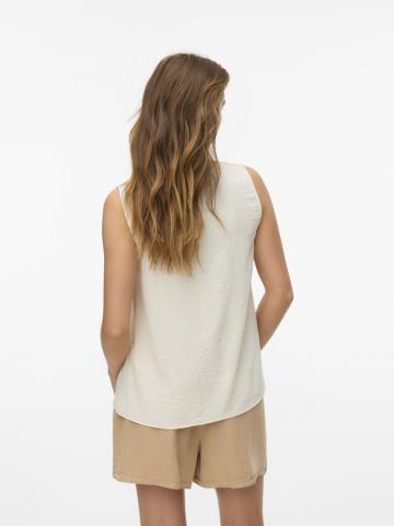 Блузка без рукавов