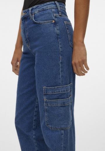 Блейзер с накладными карманами