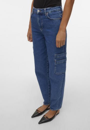 Блейзер с накладными карманами