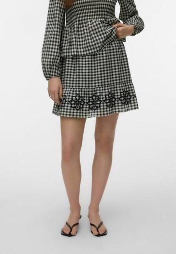 Юбка с воланами