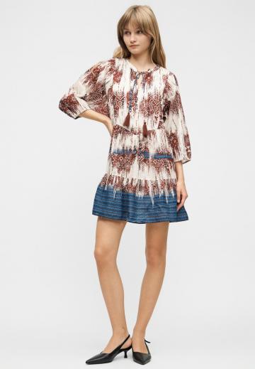 Короткое платье