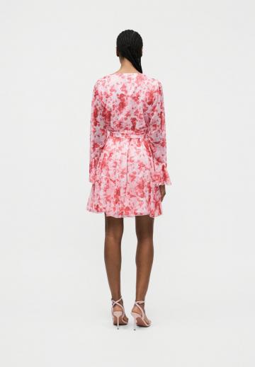 Короткое платье