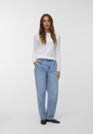 Свободные джинсы