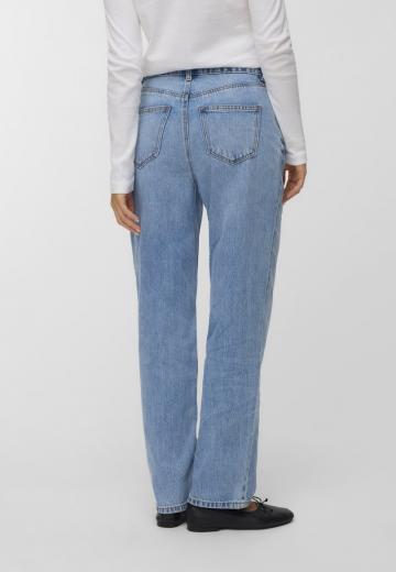 Свободные джинсы