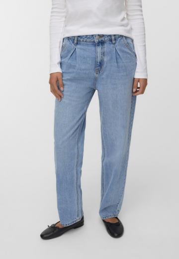 Свободные джинсы